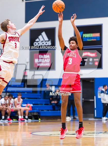 Thumbnail 3 in Gaston Christian vs. South Mecklenburg (Phenom Lakesgiving) photogallery.