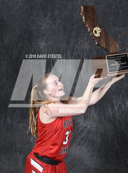 Thumbnail 3 in Redondo Union (CIF State D2 Award Photos) photogallery.
