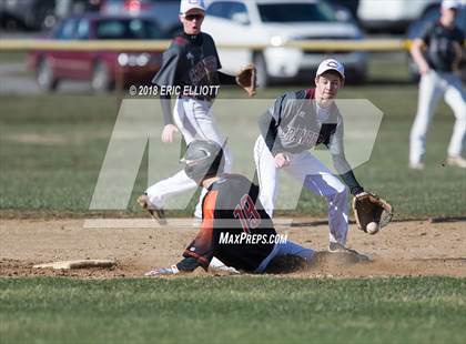 Thumbnail 3 in Cranberry Area vs Clarion Area photogallery.