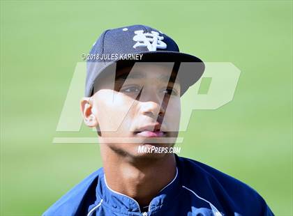 Thumbnail 3 in Spring Valley vs Bishop Gorman photogallery.
