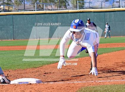 Thumbnail 3 in Spring Valley vs Bishop Gorman photogallery.