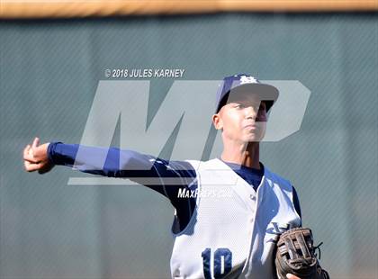 Thumbnail 2 in Spring Valley vs Bishop Gorman photogallery.