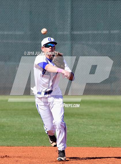Thumbnail 3 in Spring Valley vs Bishop Gorman photogallery.