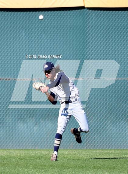 Thumbnail 2 in Spring Valley vs Bishop Gorman photogallery.