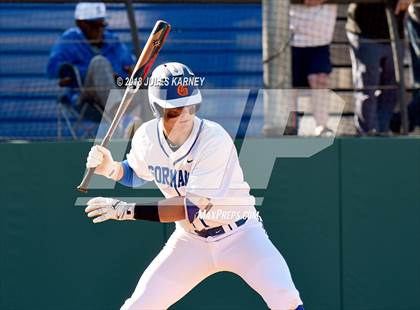 Thumbnail 2 in Spring Valley vs Bishop Gorman photogallery.