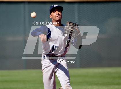 Thumbnail 3 in Spring Valley vs Bishop Gorman photogallery.