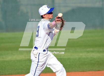 Thumbnail 2 in Spring Valley vs Bishop Gorman photogallery.