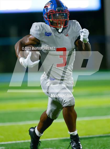 Thumbnail 2 in Serra @ Sierra Canyon photogallery.