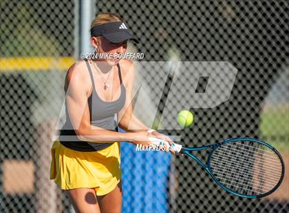 Thumbnail 1 in Ventura @ Santa Barbara photogallery.