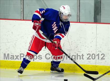 Thumbnail 1 in Glastonbury @ Branford photogallery.