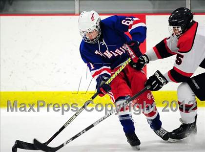 Thumbnail 2 in Glastonbury @ Branford photogallery.