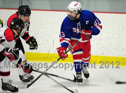 Thumbnail 1 in Glastonbury @ Branford photogallery.