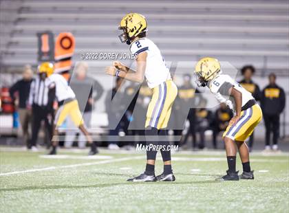 Thumbnail 2 in Eagle's Landing vs Warner Robins photogallery.