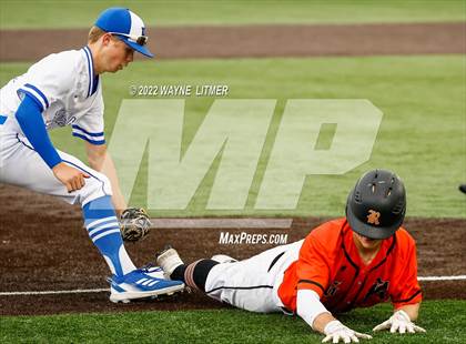 Thumbnail 1 in Ryle vs Highlands (9th Region Quarterfinals) photogallery.