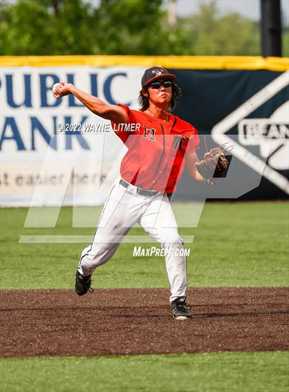 Thumbnail 1 in Ryle vs Highlands (9th Region Quarterfinals) photogallery.
