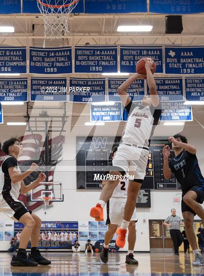 Thumbnail 3 in Hanks vs. Georgetown (Jack Frost Tournament) photogallery.