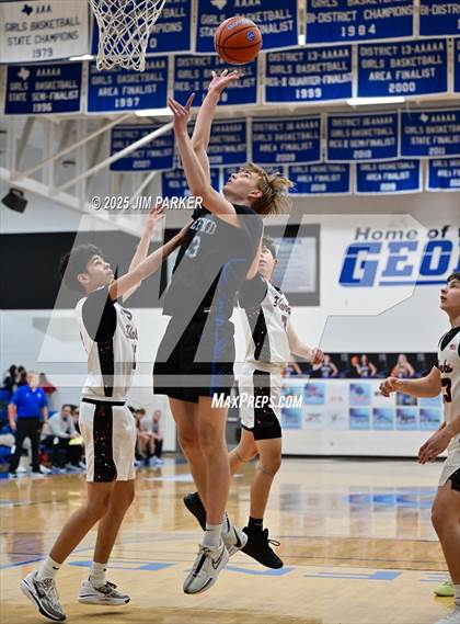 Thumbnail 3 in Hanks vs. Georgetown (Jack Frost Tournament) photogallery.
