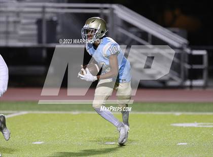 Thumbnail 2 in Monterey Trail @ Burbank photogallery.