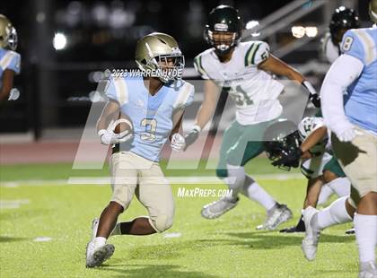 Thumbnail 2 in Monterey Trail @ Burbank photogallery.