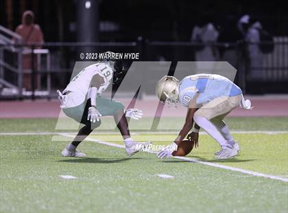 Thumbnail 2 in Monterey Trail @ Burbank photogallery.