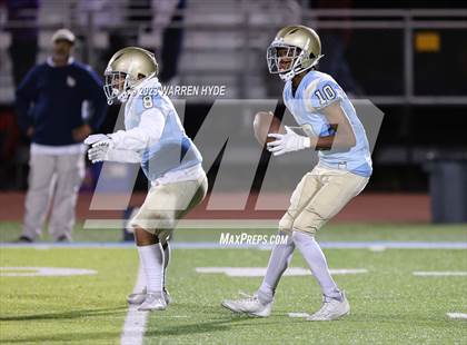 Thumbnail 2 in Monterey Trail @ Burbank photogallery.