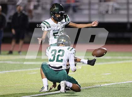 Thumbnail 2 in Monterey Trail @ Burbank photogallery.