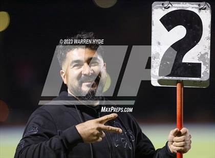Thumbnail 1 in Monterey Trail @ Burbank photogallery.