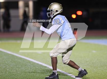 Thumbnail 3 in Monterey Trail @ Burbank photogallery.