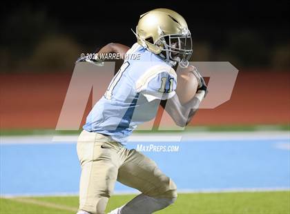 Thumbnail 2 in Monterey Trail @ Burbank photogallery.