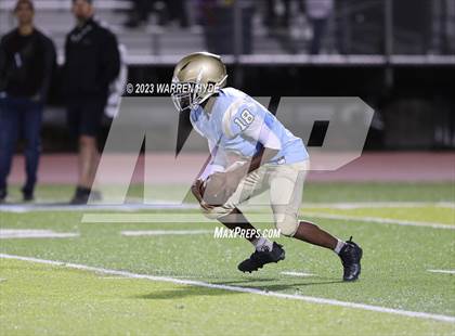 Thumbnail 2 in Monterey Trail @ Burbank photogallery.