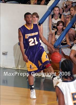 Thumbnail 2 in Lynwood @ Santa Monica (Section Playoffs) photogallery.