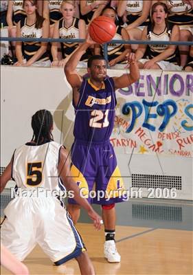 Thumbnail 1 in Lynwood @ Santa Monica (Section Playoffs) photogallery.