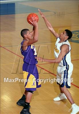 Thumbnail 1 in Lynwood @ Santa Monica (Section Playoffs) photogallery.