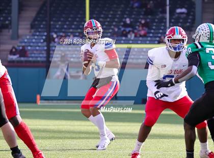 Thumbnail 3 in Southlake Carroll vs. Duncanville (UIL 6A Division 1 Semifinals) photogallery.
