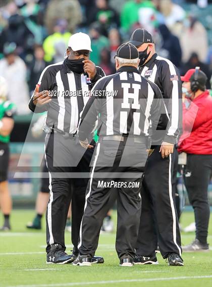 Thumbnail 3 in Southlake Carroll vs. Duncanville (UIL 6A Division 1 Semifinals) photogallery.