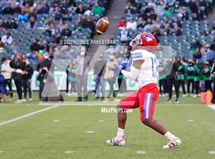 Thumbnail 1 in Southlake Carroll vs. Duncanville (UIL 6A Division 1 Semifinals) photogallery.