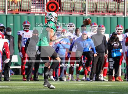 Thumbnail 2 in Southlake Carroll vs. Duncanville (UIL 6A Division 1 Semifinals) photogallery.