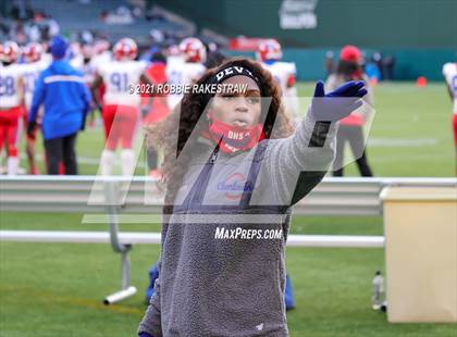 Thumbnail 1 in Southlake Carroll vs. Duncanville (UIL 6A Division 1 Semifinals) photogallery.