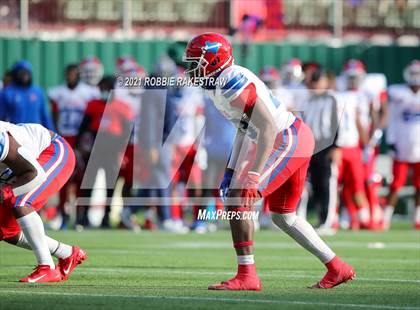 Thumbnail 2 in Southlake Carroll vs. Duncanville (UIL 6A Division 1 Semifinals) photogallery.