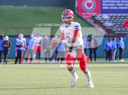 Thumbnail 3 in Southlake Carroll vs. Duncanville (UIL 6A Division 1 Semifinals) photogallery.