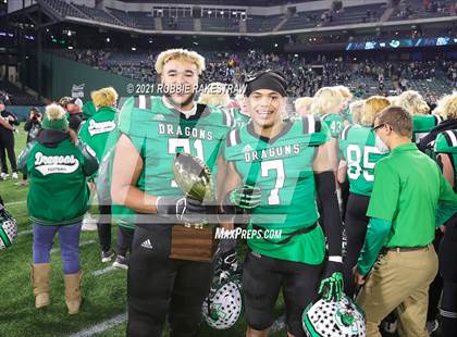 Thumbnail 2 in Southlake Carroll vs. Duncanville (UIL 6A Division 1 Semifinals) photogallery.