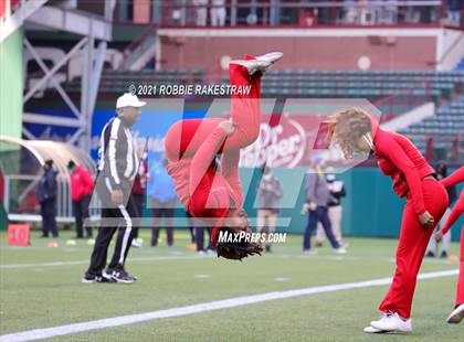 Thumbnail 3 in Southlake Carroll vs. Duncanville (UIL 6A Division 1 Semifinals) photogallery.