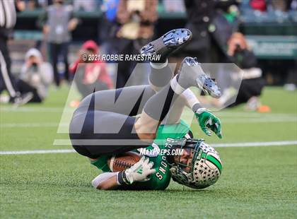 Thumbnail 3 in Southlake Carroll vs. Duncanville (UIL 6A Division 1 Semifinals) photogallery.