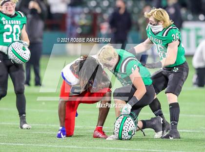Thumbnail 3 in Southlake Carroll vs. Duncanville (UIL 6A Division 1 Semifinals) photogallery.