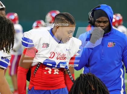Thumbnail 2 in Southlake Carroll vs. Duncanville (UIL 6A Division 1 Semifinals) photogallery.