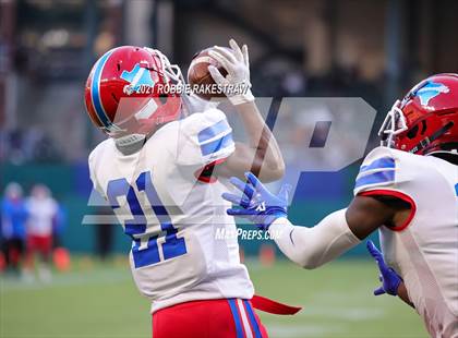 Thumbnail 3 in Southlake Carroll vs. Duncanville (UIL 6A Division 1 Semifinals) photogallery.