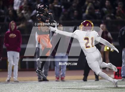 Thumbnail 2 in Liberty @ Pittsburg (CIF NCS D1 Semifinal) photogallery.