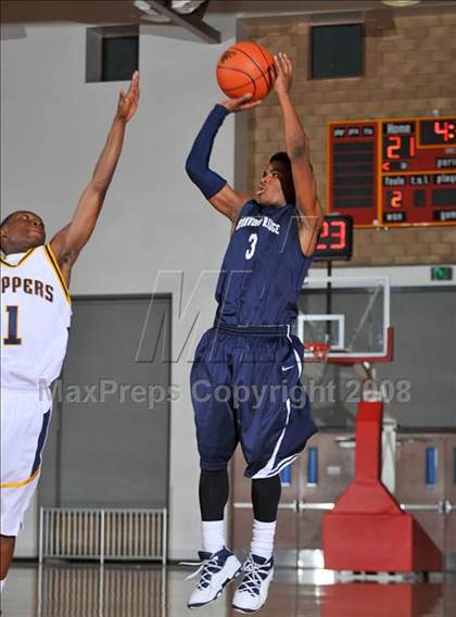 Thumbnail 2 in Xaverian vs. Ironwood Ridge (MaxPreps Holiday Classic) photogallery.