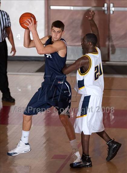 Thumbnail 1 in Xaverian vs. Ironwood Ridge (MaxPreps Holiday Classic) photogallery.