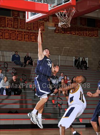Thumbnail 1 in Xaverian vs. Ironwood Ridge (MaxPreps Holiday Classic) photogallery.